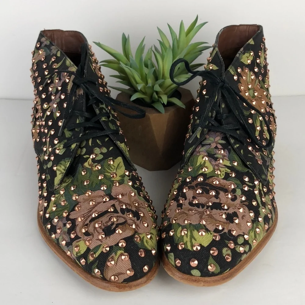 Matiko Floral Stud Lace Up Ankle Boots 8.5